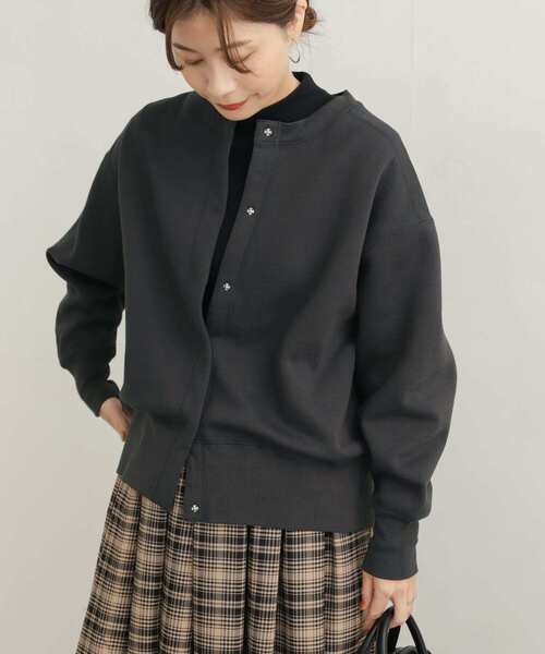 URBAN RESEARCH DOORS（アーバンリサーチドアーズ）の「裏起毛スウェットカーディガン（カーディガン/ボレロ・レディース・チャコールグレー/モカ/グレー・MEDIUM）」の20枚目の写真