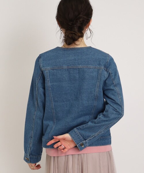 DRESKIP（ドレスキップ）の「◆【レディな着回しのマスト！】ノーカラーGジャン（デニムジャケット・レディース・ライトブルー/ライトグレー/ネイビー・02/03/04）」の17枚目の写真