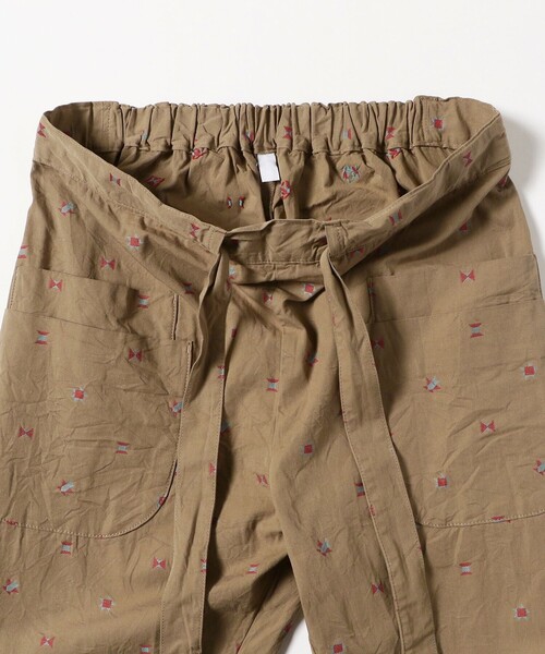 homspun(ホームスパン)の「homspun / カットジャカードバックギャザーパンツ(その他パンツ・レディース・ベージュ/カーキ・ONE SIZE)」の7枚目の写真