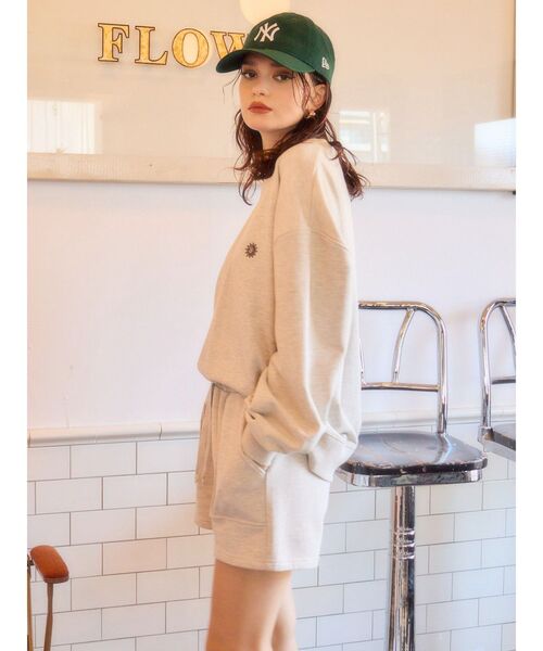 EVRIS（エヴリス）の「SUNNYラグランスウェットセットアップ（スウェット・レディース・ネイビー/ブラック/グレー・FREE）」の20枚目の写真