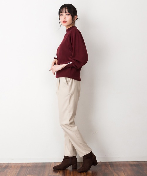 atONE(アットワン)の「atONE ハイネックバルーンスリーブセーター(ニット/セーター・レディース・バーガンディー/ダークグリーン/オフホワイト/杢グレー/ブラック/グレイッシュベージュ・M/LL/L)」の18枚目の写真