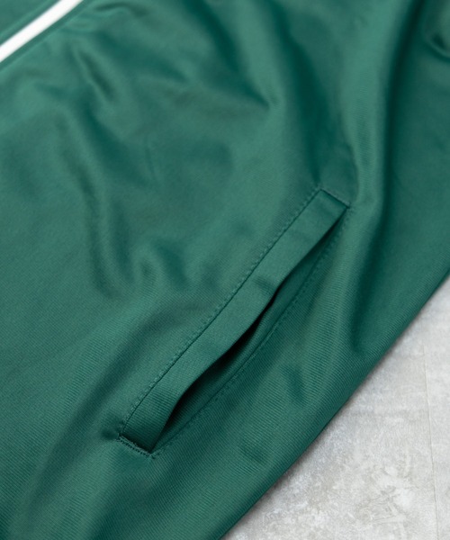 NYLAUS（ナイラス）の「裏トリコット サイドライン トラックスーツ ジャージ上下セット（スポーツグッズ・メンズ・ブラック/ブルー/レッド/グリーン・M/L/LL）」の7枚目の写真