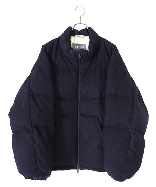 DIGAWEL（ディガウェル）の「DIGAWEL / ディガウェル：F/CE.×DIGAWEL Puffer Jacket：FSP09222U0001[COR]（ダウンジャケット/コート・メンズ・ネイビー/グリーン・2）」の2枚目の写真