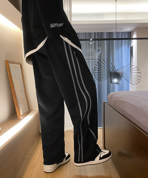 c.u.l（シーユーエル）の「ユニセックス 3ライン トラックパンツ culw409（その他パンツ・レディース・ブラック/グレー・L/M/XL）」の18枚目の写真