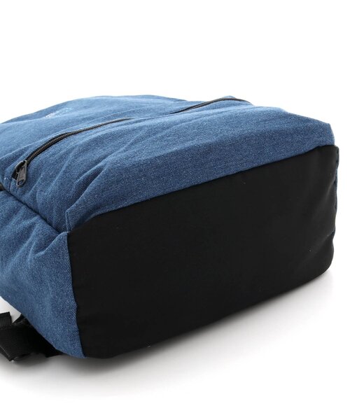 Ampersand(アンパサンド)の「ワンポイント デイパック(バックパック/リュック・キッズ・レインボー/オレンジ/ブラック/インディゴブルー・MEDIUM/XS/S/SMALL)」の14枚目の写真