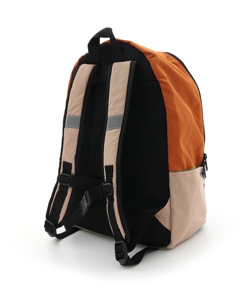 Ampersand(アンパサンド)の「ワンポイント デイパック(バックパック/リュック・キッズ・レインボー/オレンジ/ブラック/インディゴブルー・MEDIUM/XS/S/SMALL)」の10枚目の写真