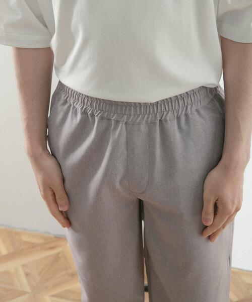 ITEMS URBANRESEARCH（アイテムズ アーバンリサーチ）の「エステルトロ イージーテーパードパンツ（その他パンツ・メンズ・グレー/ブラック/ブラウン/ブルー・MEDIUM/LARGE）」の17枚目の写真