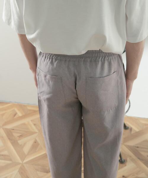 ITEMS URBANRESEARCH（アイテムズ アーバンリサーチ）の「エステルトロ イージーテーパードパンツ（その他パンツ・メンズ・グレー/ブラック/ブラウン/ブルー・MEDIUM/LARGE）」の20枚目の写真