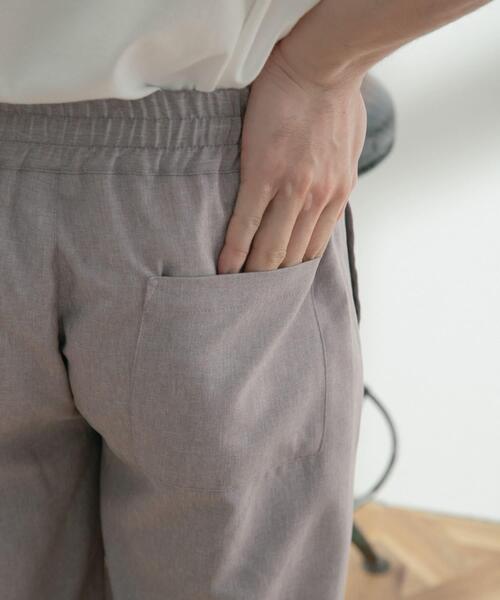 ITEMS URBANRESEARCH（アイテムズ アーバンリサーチ）の「エステルトロ イージーテーパードパンツ（その他パンツ・メンズ・グレー/ブラック/ブラウン/ブルー・MEDIUM/LARGE）」の21枚目の写真