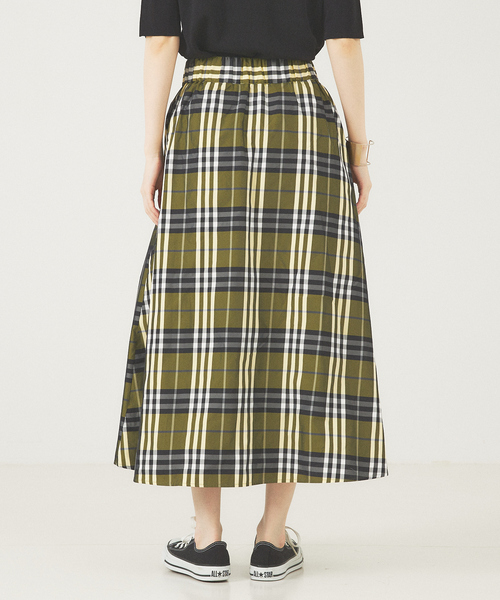 abahouse mavie(アバハウスマヴィ)の「メモリーチェックタックスカート(スカート・レディース・グレー/イエロー・フリー)」の5枚目の写真