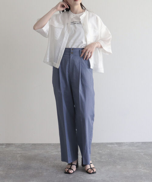 fredy emue(フレディエミュ)の「ハイウエストリネン混スラックスパンツ(スラックス・レディース・グレイッシュブルー/ブラック/ベージュ・36/38)」の8枚目の写真