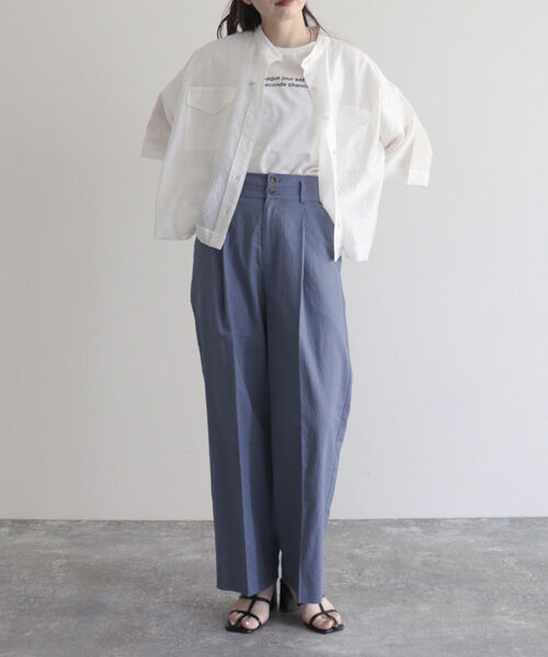 fredy emue(フレディエミュ)の「ハイウエストリネン混スラックスパンツ(スラックス・レディース・グレイッシュブルー/ブラック/ベージュ・36/38)」の9枚目の写真