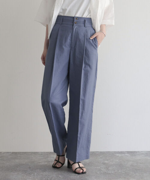 fredy emue(フレディエミュ)の「ハイウエストリネン混スラックスパンツ(スラックス・レディース・グレイッシュブルー/ブラック/ベージュ・36/38)」の13枚目の写真