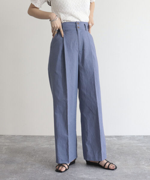 fredy emue(フレディエミュ)の「ハイウエストリネン混スラックスパンツ(スラックス・レディース・グレイッシュブルー/ブラック/ベージュ・36/38)」の16枚目の写真