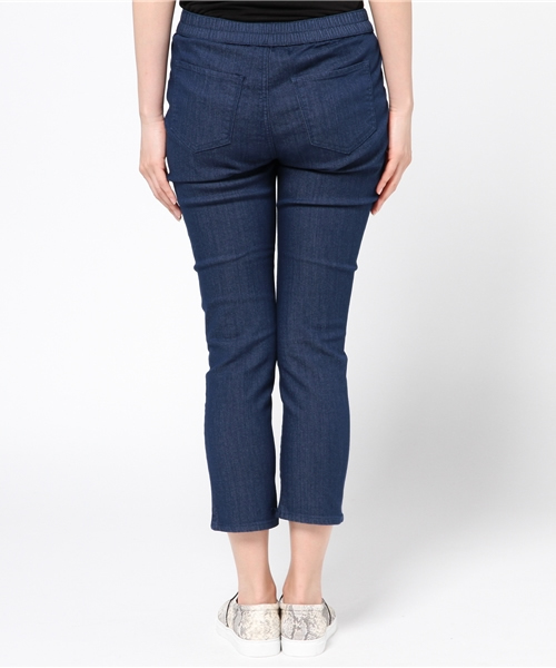 earth music&ecology(アースミュージックアンドエコロジー)の「カラーレギンスパンツ(その他パンツ・レディース・ネイビー/ブラック/オフホワイト/ブルー・SMALL/LARGE/MEDIUM)」の7枚目の写真