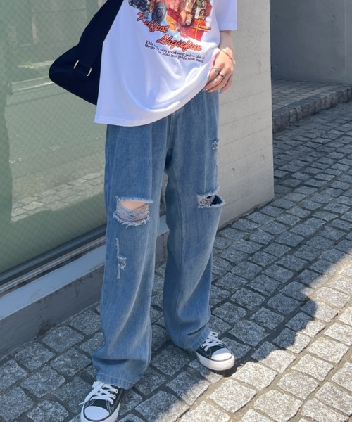 CLEA（クレア）の「ダメージクラッシュワイドデニムパンツ（デニムパンツ・レディース・ブルー/ブラック・M/L）」の2枚目の写真