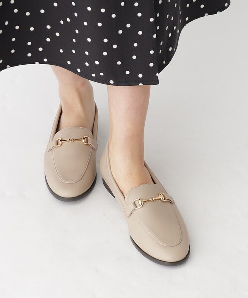 OPAQUE.CLIP（オペークドットクリップ）の「◆【抗菌防臭加工/低反発/2cmヒール】ビット付きローファー（パンプス・レディース・ブラック/グレー/ダークブラウン・02/03/01）」の8枚目の写真