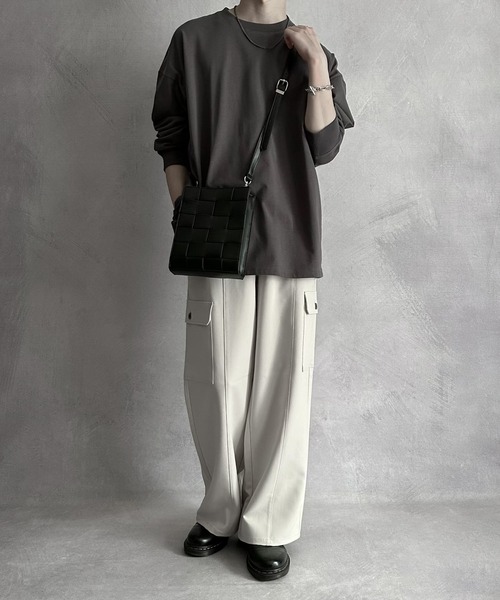 SERACE（セラス）の「【SERACE】Loose silhouette cotton long Tee / ルーズシルエットコットンロンT（Tシャツ/カットソー・メンズ・ブラック/アッシュブラウン/オフホワイト・L/M）」の18枚目の写真