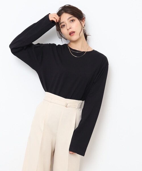 SHOO・LA・RUE(シューラルー)の「◆レイヤードコーデにも! ラウンドヘム ベーシックロンT(Tシャツ/カットソー・レディース・ホワイト系/ブラック・04/02/03)」の16枚目の写真