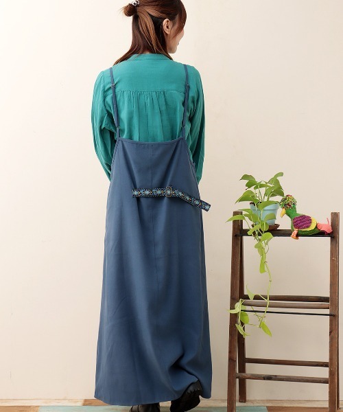 チチカカ(チチカカ)の「ピーチスキンキャミソールワンピース(ワンピース・レディース・ベージュ/ブルー/カーキ・FREE)」の8枚目の写真