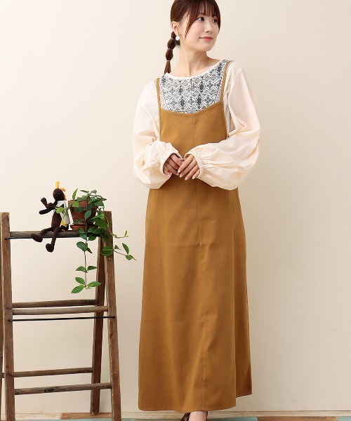 チチカカ(チチカカ)の「ピーチスキンキャミソールワンピース(ワンピース・レディース・ベージュ/ブルー/カーキ・FREE)」の5枚目の写真