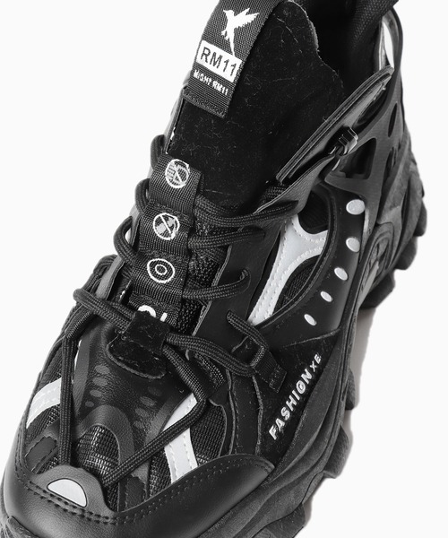 ROOPTOKYO（ループトウキョウ）の「ダッドスニーカー ストリート（スニーカー・メンズ・ホワイト/ブラック・26cm/26.5cm/27cm/27.5cm/28cm）」の20枚目の写真