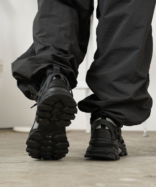 ROOPTOKYO（ループトウキョウ）の「ダッドスニーカー ストリート（スニーカー・メンズ・ホワイト/ブラック・26cm/26.5cm/27cm/27.5cm/28cm）」の8枚目の写真