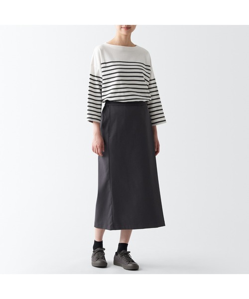 無印良品(ムジルシリョウヒン)の「婦人 疲れにくい 撥水スニーカー(スニーカー・レディース・ブラック/ライトパープル/チャコールグレー/ブルー系1/キナリ/オフホワイト/バーガンディー・24.5cm/22.5cm/23.5cm/23.0cm/25.0cm/22.0cm/24.0cm)」の11枚目の写真