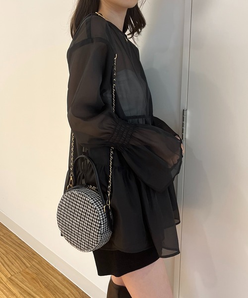 one after another NICE CLAUP（ワンアフターアナザーナイスクラップ）の「前後2WAY/オーガンジーチュニック（チュニック・レディース・アイボリー/ブラック・FREE）」の21枚目の写真