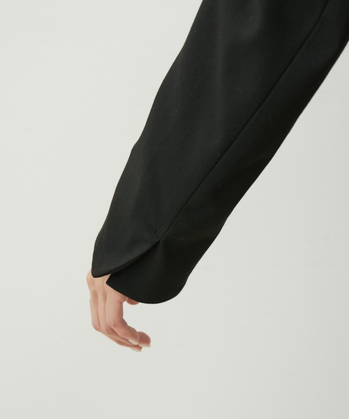 VIS（ビス）の「【セットアップ対応】タックショルダーショート丈ジャケット（ノーカラージャケット・レディース・ブラック/ブラック系その他・FREE）」の22枚目の写真