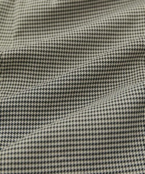 VIS（ビス）の「【セットアップ対応】タックショルダーショート丈ジャケット（ノーカラージャケット・レディース・ブラック/ブラック系その他・FREE）」の5枚目の写真