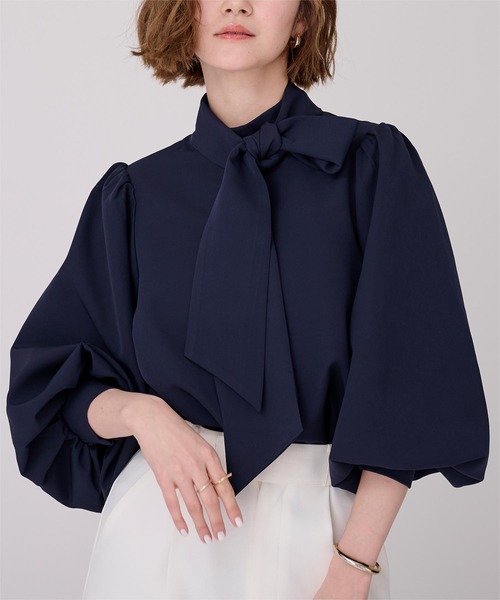 UR'S(ユアーズ)の「2wayボリュームスリーブボウタイブラウス(シャツ/ブラウス・レディース・ライトグリーン/ホワイト/ライトグレー/ブラック/ネイビー・S/L/M)」の11枚目の写真