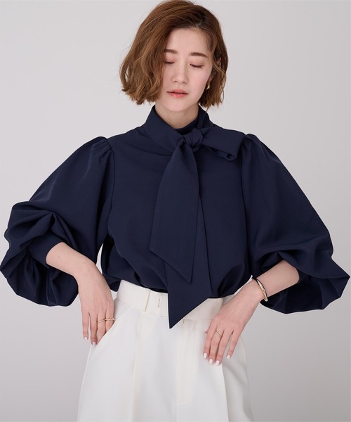 UR'S(ユアーズ)の「2wayボリュームスリーブボウタイブラウス(シャツ/ブラウス・レディース・ライトグリーン/ホワイト/ライトグレー/ブラック/ネイビー・S/L/M)」の13枚目の写真