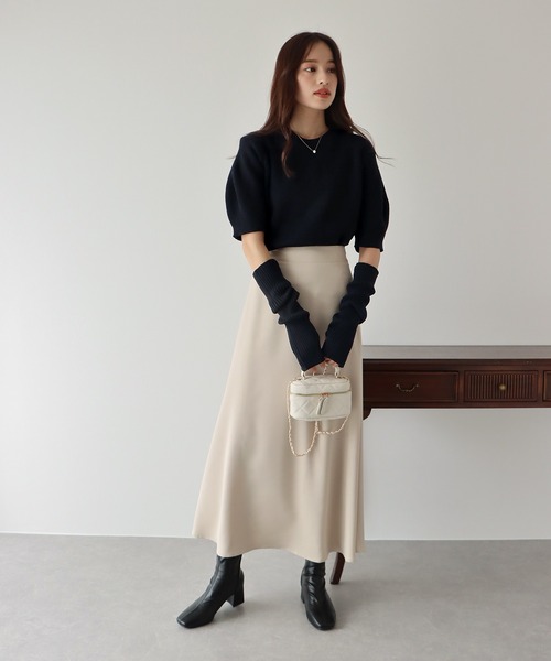 BLUEEAST（ブルーイースト）の「アームウォーマー付きパフスリーブリブニット（ニット/セーター・レディース・モカ/ベージュ/グレー/ブラック・MEDIUM）」の10枚目の写真