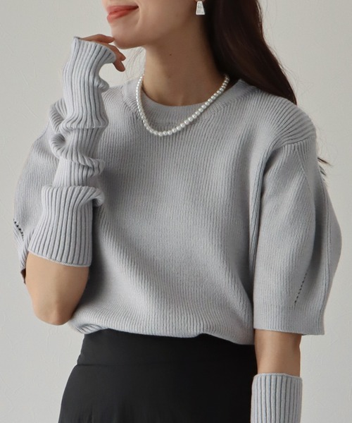 BLUEEAST（ブルーイースト）の「アームウォーマー付きパフスリーブリブニット（ニット/セーター・レディース・モカ/ベージュ/グレー/ブラック・MEDIUM）」の11枚目の写真