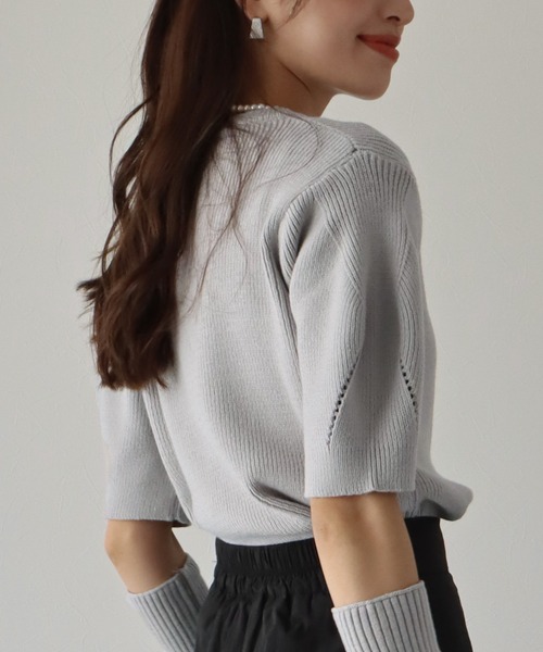 BLUEEAST（ブルーイースト）の「アームウォーマー付きパフスリーブリブニット（ニット/セーター・レディース・モカ/ベージュ/グレー/ブラック・MEDIUM）」の12枚目の写真