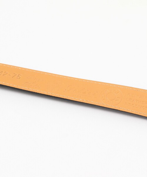 BEAMS F（ビームスエフ）の「Felisi / 別注 25ミリ バケッタレザー ベルト（ベルト・メンズ・ダークブラウン/ブラック・75cm/80ｃｍ/90cm/85㎝）」の5枚目の写真