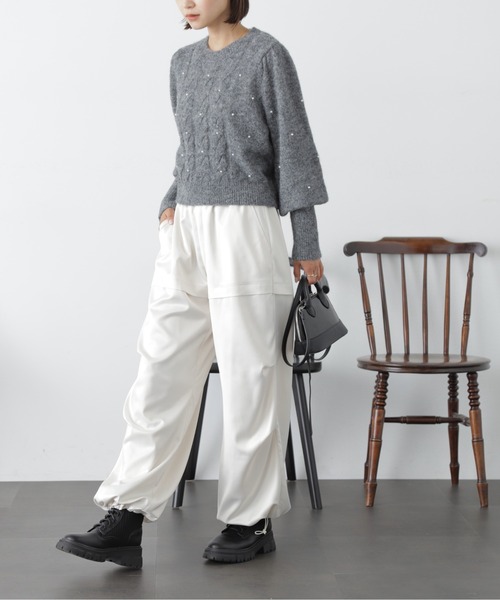 FREE'S MART（フリーズマート）の「◆パール付きケーブルショート丈ニット（ニット/セーター・レディース・グレー/ライトブルー/オフホワイト・FREE）」の10枚目の写真