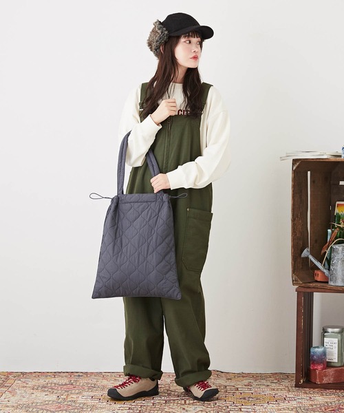 CUBE SUGAR（キューブシュガー）の「裏毛スウェットロゴプリントトレーナー（スウェット・レディース・マルチ/マスタード/ネイビー/ナチュラル/レッド・M）」の13枚目の写真