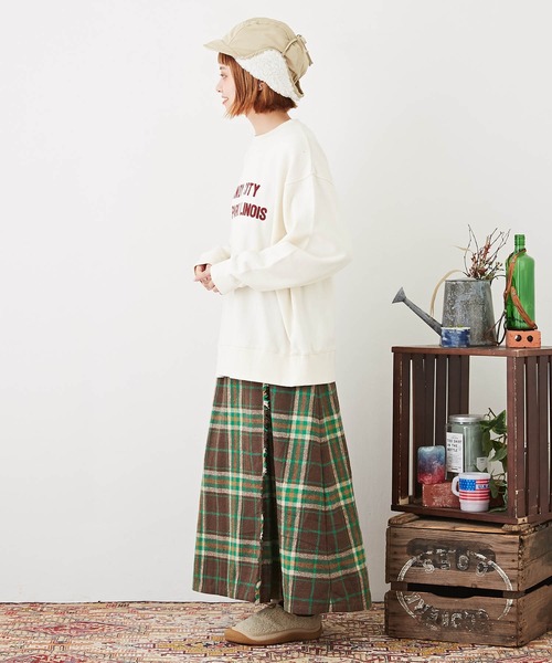 CUBE SUGAR（キューブシュガー）の「裏毛スウェットロゴプリントトレーナー（スウェット・レディース・マルチ/マスタード/ネイビー/ナチュラル/レッド・M）」の16枚目の写真