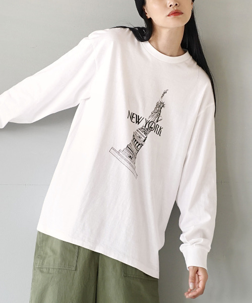 e-zakkamania stores(イーザッカマニアストアーズ)の「NEWYORK ロンTEE(Tシャツ/カットソー・レディース・ブラック/オフホワイト・M)」の1枚目の写真