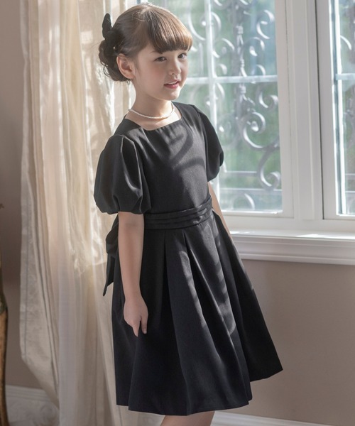 Catherine Cottage（キャサリンコテージ）の「タックスリーブワンピース（ワンピース・キッズ・ブラック/ベージュ・130/150/140/160/165/120）」の6枚目の写真