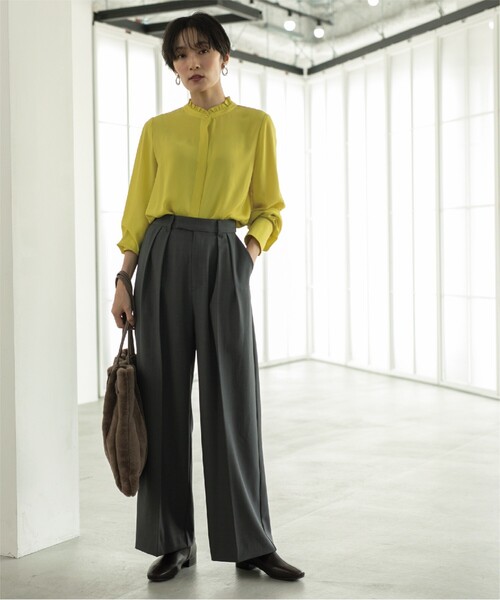 OPAQUE.CLIP（オペークドットクリップ）の「◆落ち感タックワイドストレートパンツ【洗濯機洗い可】（その他パンツ・レディース・ブラウン系その他/ダークグレー・42/40/36/38）」の11枚目の写真