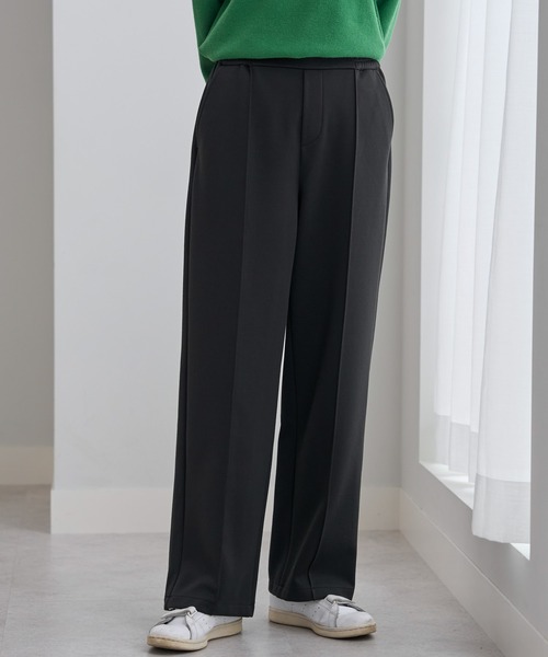 BELLUNA PLUS（ベルーナ）の「防風ストレッチ素材ワイドパンツ股下６５ｃｍ（その他パンツ・レディース・イエロー系その他/セージグリーン/チャコール/ブラック/オフホワイト・LARGE/MEDIUM/X-LARGE/SMALL）」の9枚目の写真