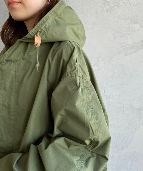 THE SHINZONE（ザ　シンゾーン）の「[THE SHINZONE/ザ シンゾーン] パークパーカー ミリタリーフードジャケット（ミリタリージャケット・レディース・カーキ・F）」の11枚目の写真