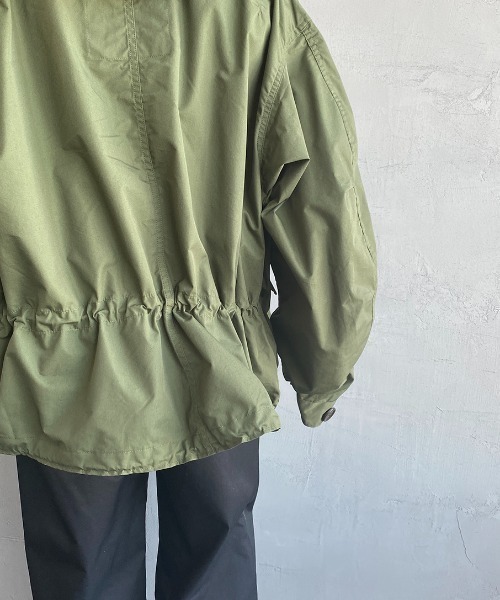 THE SHINZONE（ザ　シンゾーン）の「[THE SHINZONE/ザ シンゾーン] パークパーカー ミリタリーフードジャケット（ミリタリージャケット・レディース・カーキ・F）」の18枚目の写真