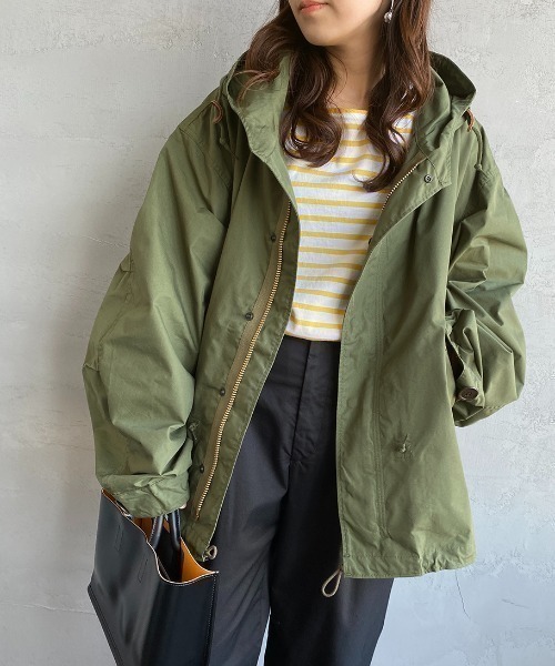 THE SHINZONE（ザ　シンゾーン）の「[THE SHINZONE/ザ シンゾーン] パークパーカー ミリタリーフードジャケット（ミリタリージャケット・レディース・カーキ・F）」の2枚目の写真