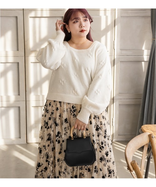 CLETTE(クレット)の「ぽこぽこフラワーニット(ニット/セーター・レディース・ピンク/ブルー/オフホワイト/ミント・LL/3L/4L)」の6枚目の写真