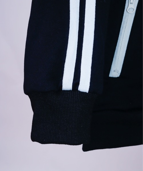 AFYF(エーエフワイエフ)の「AFYF TRACK JERZY/ビッグシルエット トラックジャケット(ブルゾン・メンズ・ブラック/ダークグリーン/ワインレッド/オレンジ・FREE)」の9枚目の写真