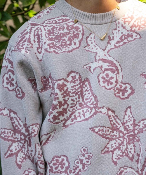 SENSE OF PLACE by URBAN RESEARCH（センスオブプレイスバイアーバンリサーチ）の「モールフラワークルーネックセーター（ニット/セーター・メンズ・ライトベージュ/ブラック/ブルー・LARGE/MEDIUM）」の4枚目の写真